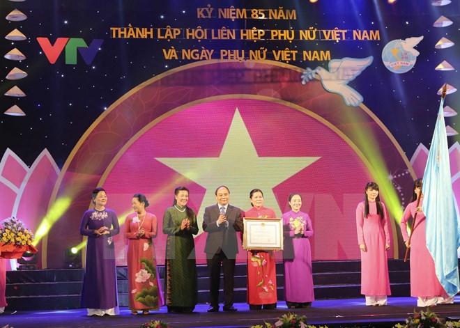 Hội Liên hiệp Phụ nữ Việt Nam nhận Huân chương Độc lập hạng Nhất